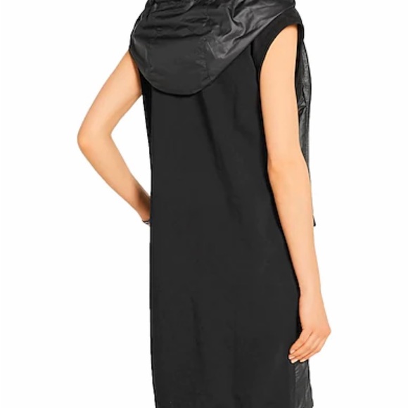 Woman’s West Long no ka oi black zipper size small - Picture 3 of 3